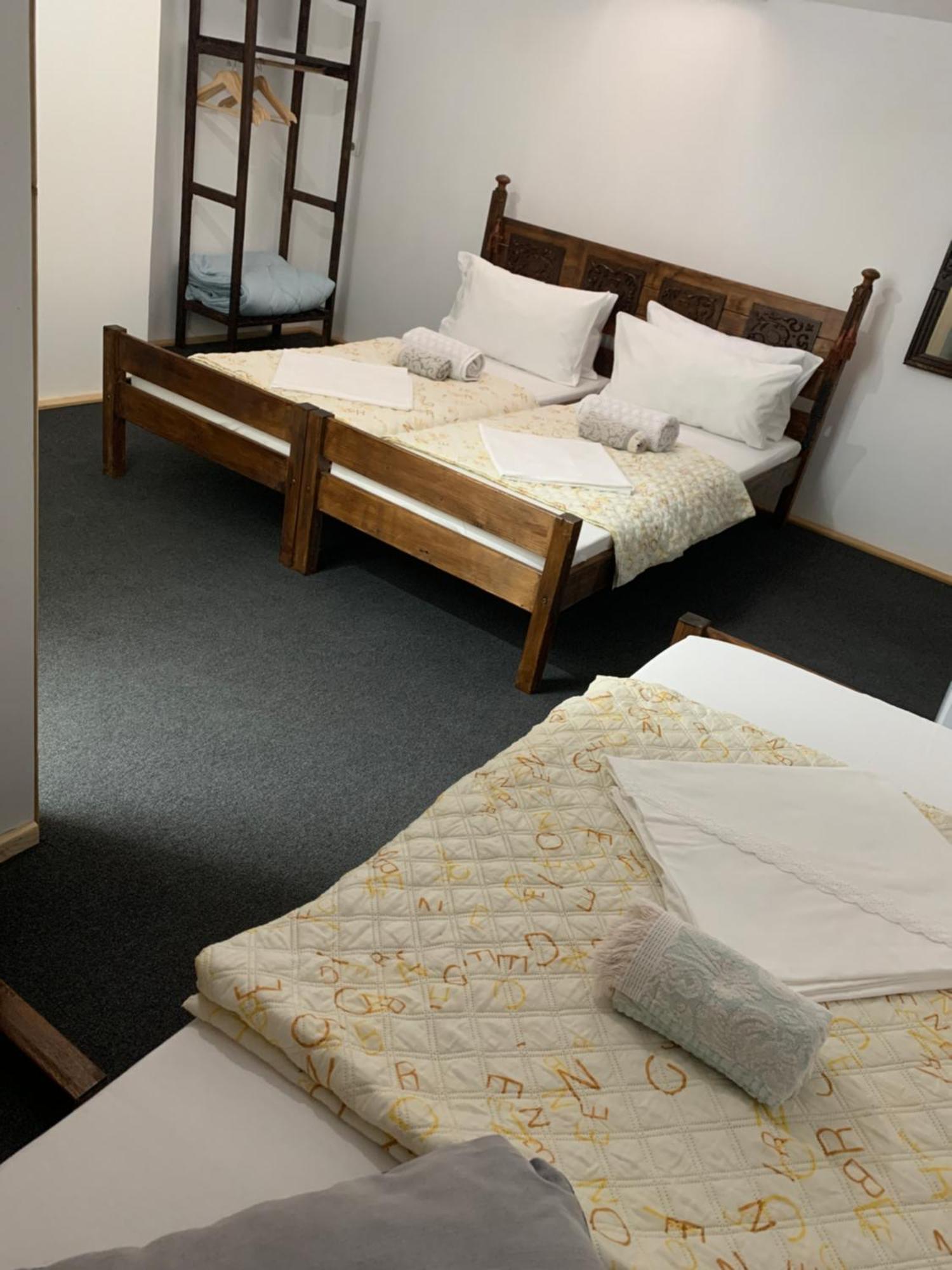 Casa Trandafirilor Ξενοδοχείο Τουλσέα Εξωτερικό φωτογραφία